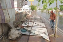 AKSAKAL - Gaz Bastı Yolcuların Hayatını Kurtardı