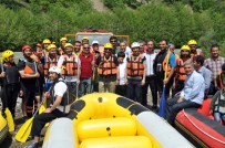 TUNCELİ VALİSİ - Tunceli'de Rafting Keyfi
