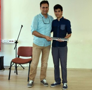 Çevreci Robot Resmi İle Dereceye Girdi