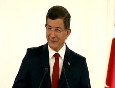 Davutoğlu'ndan gençlere THY müjdesi