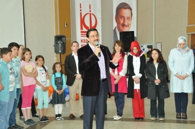 Başkan AK Osmanlıca Kursu Mezunlarına Belgelerini Verdi