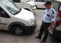 ELEKTRİKLİ BİSİKLET - Elektrikli Bisiklet Kamyonete Çarptı Açıklaması 1 Yaralı