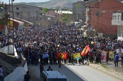 IŞİD İle Çıkan Çatışmada Ölen YPG'li Toprağa Verildi