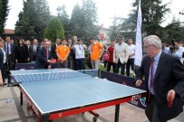 VOLEYBOL MAÇI - Kastamonu'da Protokol, Öğrencilerle Voleybol Oynadı