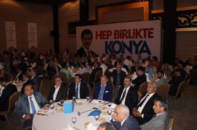 Konya'da Başbakan Davutoğlu'na Destek