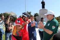 AMIR ÇIÇEK - Sokakta Bayram Var