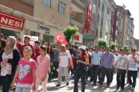 OSMAN BEYAZYıLDıZ - Sungurlu'da Gençlik Yürüyüşü Yapıldı