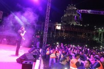 İSMAİL YK - İsmail YK, Kumluca'da 25 bin hayranı ile buluştu