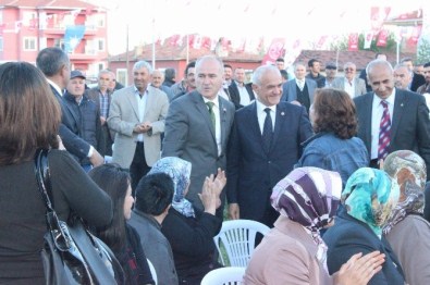 MHP Adaylarına Davullu Zurnalı Karşılama