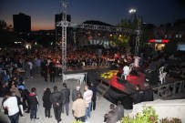 HÜSEYİN İNAN - Üç Fidan Bayraklı'da Anılacak