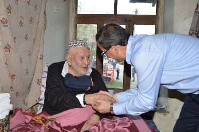 AK Parti'ye Katılımlar Sürüyor