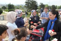 YILDIRAY ÇINAR - Çiğdem Karaaslan İlkadım'ı Gezdi