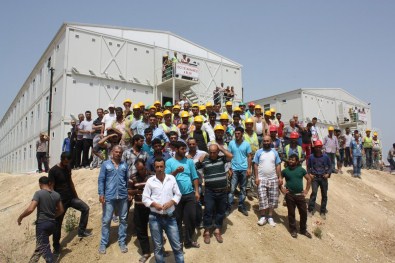 Mersin'de İşçilerin Eyleminde Gerginlik