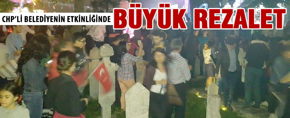 Tarkan konseri Barbaros'un türbesine taştı