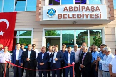 Tunç Abdipaşa Belediyesi Hizmet Binası'nın Açılışını Gerçekleştirdi
