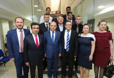 Fikri Işık Açıklaması 'Hukukun Yara Aldığı Bir Ülkenin Kendisini Toparlaması Mümkün Değildir'