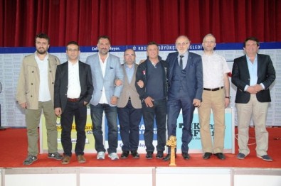 Halk Jürisi Yılın 'En'lerini Kitap Fuarı'nda Belirledi