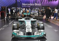 YARIŞ OTOMOBİLİ - Mercedes, Yeni Modelleriyle Göz Kamaştırdı