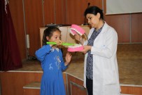 DİŞ FIRÇALAMA - Sarıkaya'da Öğrencilere Diş Taraması Yapıldı