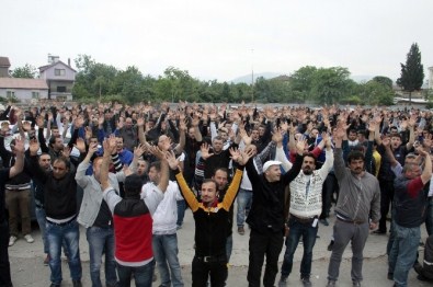 Ford İşçileri Eylemlerini Sürdürüyor