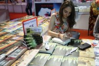 KOCAELİ KİTAP FUARI - Genç Yazarlar 7.Kitap Fuarı'nda