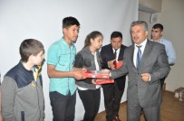 VEDAT BÜYÜKERSOY - Muş'ta Öğrencilere Tablet Bilgisayar Dağıtıldı