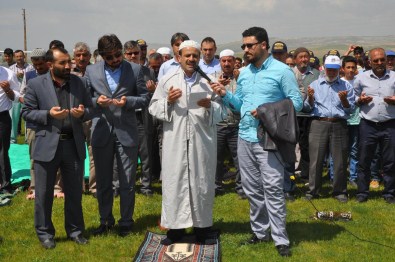 Sarıoğlan'da Yağmur Ve Şükür Duası