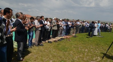 Sarıoğlan İlçesinde 'Şükür Duası'