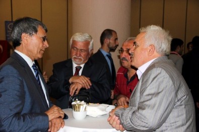 Ülkütek'ten Milletvekilleri İle Tanışma Kokteyli