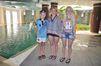 FIBROMIYALJI - Yılda Dört Bin Kişiye Şifa Dağıtıyorlar