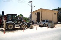 SÜPERMARKET - Yol Ortasında Kalan Trafolar Kaldırılıyor