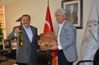 Bakan Eroğlu, Akhisar'ı Ziyaret Etti