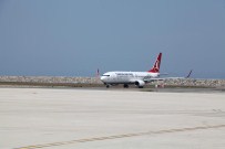 Denizdeki Havalimanı İlk Günde Bin 535 Yolcu Ağırladı