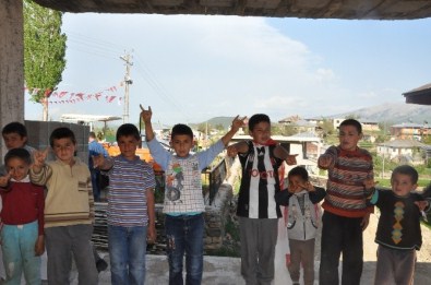 MHP Adana İl Teşkilatı, Tufanbeyli'ye İkinci Büyük Çıkarmasını Yaptı