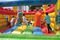 AK Parti Adayı ERDEMİR, Çocuklarla SEK SEK Oynadı