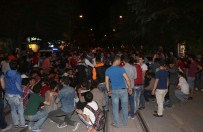 ESKİBAĞLAR MAHALLESİ - Eskişehir'de Taraftarlar Arasında Gerginlik
