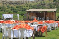 İLKAY AKKAYA - Hastanede Değil Sahne Olacaktı