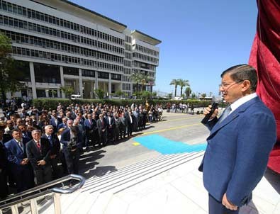 İzmir Başbakanlık ofisi açıldı