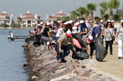İzmir'de Belediyelerden 'Temiz Deniz' Seferberliği