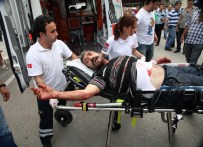 Polis, Kovaladığı Şüpheli Tarafından Bıçaklandı