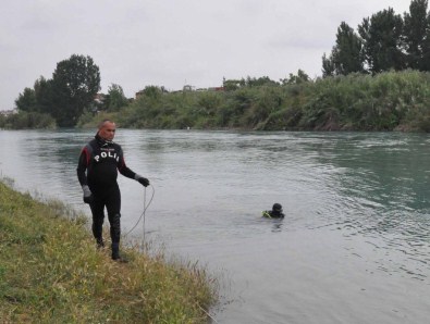 Serinlemek İçin Girdiği Suda Kayboldu