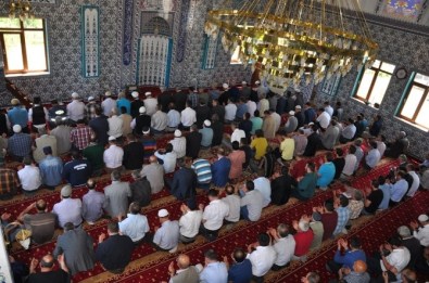 1 Milyon Lira Harcanan Gülbahçe Camii Açıldı