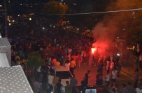 Galatasaray Taraftarları Bursa'da Şampiyonluğu Kutladı