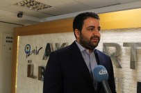 TARIHI GÜN - İzmirliler Başbakan Davutoğlu'nu Bağrına Bastı