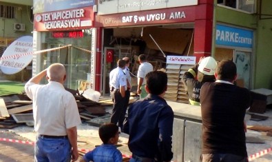 Parke Dükkanının Asma Tavanı Çöktü Açıklaması 3 Yaralı