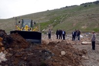 Sarıkamış Belediyesi'ne Bir İş Makinesi Daha Alındı