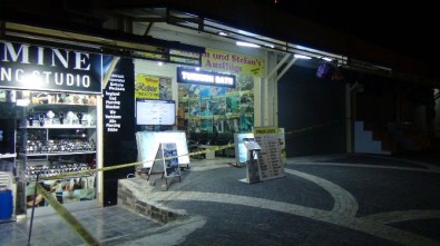 Antalya'da Silahlı Kavga Açıklaması 1'İ Turist, 5 Yaralı