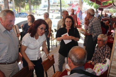 CHP'li Biçer Sarıgöl'de Üzüm Üreticileri İle Buluştu