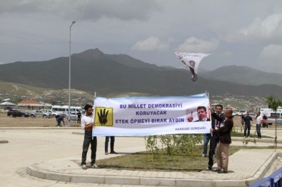 Havaalanı Açılışında Dikkat Çeken Pankart