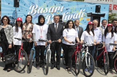 Köşker Bir Günde Üç Açılışa İmza Atıyor